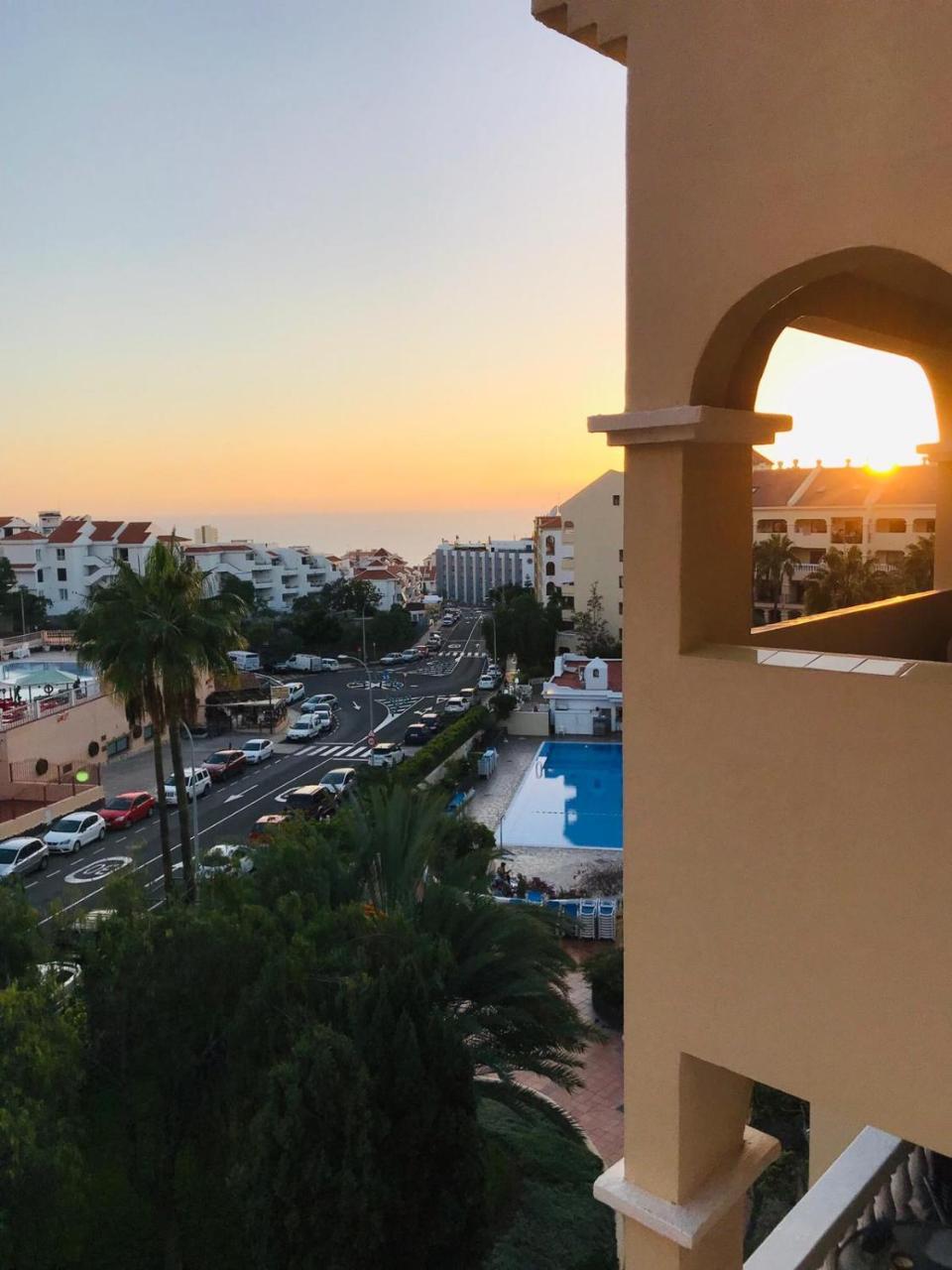 Castle Apartment Margherita Los Cristianos  Exterior photo
