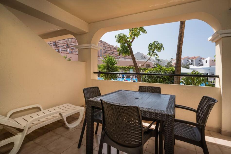 Castle Apartment Margherita Los Cristianos  Exterior photo